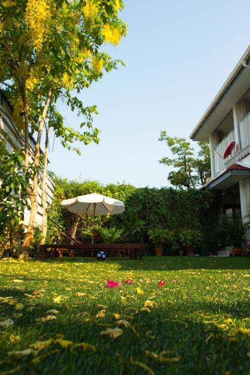 Barefeet Naturist Resort (Adults Only) Bangkok Eksteriør billede