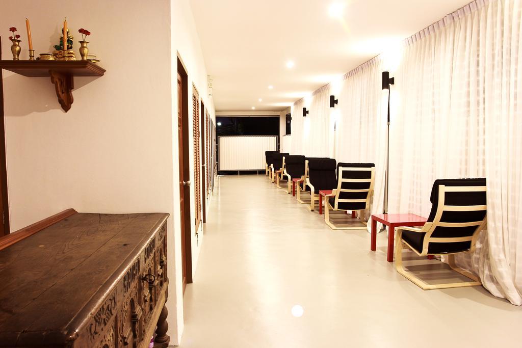 Barefeet Naturist Resort (Adults Only) Bangkok Værelse billede